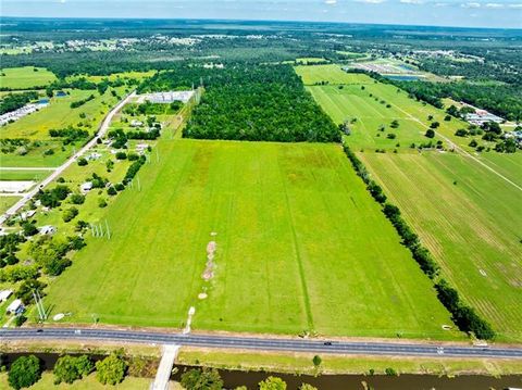 Photo of W Park Avenue, Houma, LA 70364 (MLS # NO2540274)
