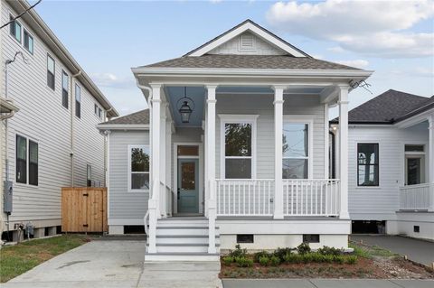 Photo of 537 Thayer Street St, New Orleans, LA 70114 (MLS # NO2537603)