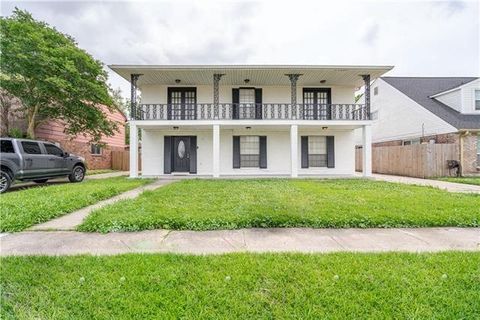 Photo of 10130 Brookfield Drive Dr, New Orleans, LA 70127 (MLS # NO2536605)