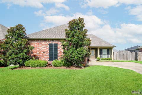 Photo of 122 Dicharry Ct Ct, Thibodaux, LA 70301 (MLS # BY2026015070)