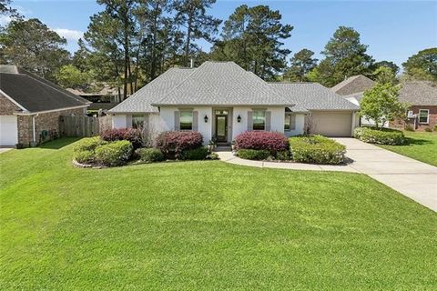 Photo of 2064 W Ridge Drive Dr, Mandeville, LA 70448 (MLS # NO2546932)