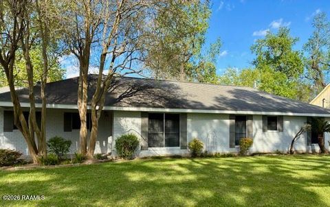 Photo of 212 Saxon Drive, Lafayette, LA 70508 (MLS # 2600002286)