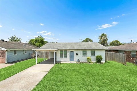 Photo of 1536 Redwood Drive Dr, Harvey, LA 70058 (MLS # NO2568810)