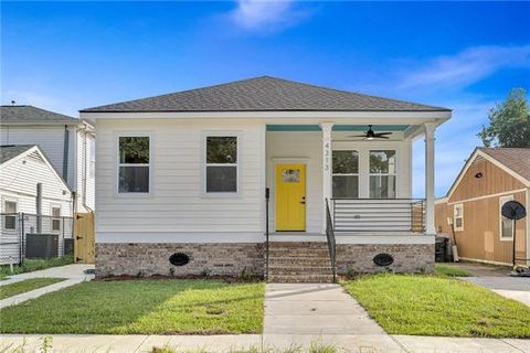 Photo of 4313 Randolph Avenue Ave, New Orleans, LA 70122 (MLS # NO2547033)