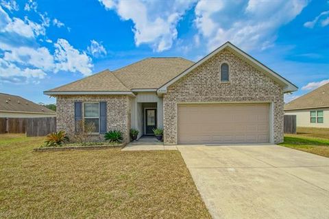 Photo of 41659 Nakiah Drive Dr, Ponchatoula, LA 70454 (MLS # NO2554749)