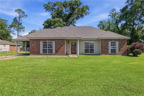Photo of 208 W Mulberry Street St, Amite, LA 70422 (MLS # NO2556347)