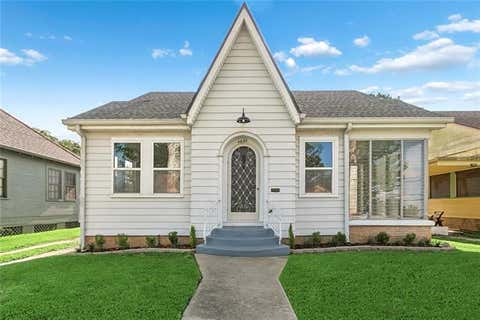 Photo of 4655 Marigny Street St, New Orleans, LA 70122 (MLS # NO2570661)