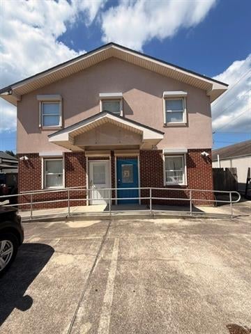 Photo of 306 W Judge Perez Drive DR #B, Chalmette, LA 70043 (MLS # NO2574334)