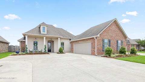Photo of 307 Brianna Lane, Broussard, LA 70518 (MLS # 2600005153)