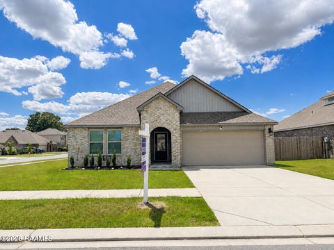 Photo of 112 Evangeline Drive, Maurice, LA 70555 (MLS # 2600006874)