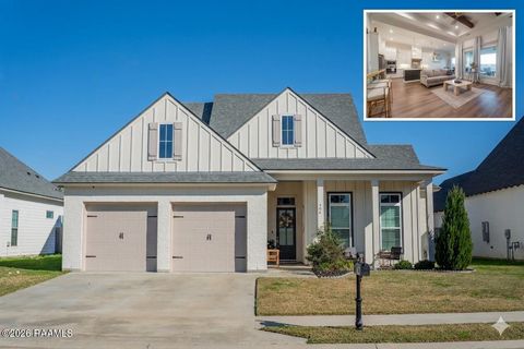 Photo of 406 Last Quarter Drive, Youngsville, LA 70592 (MLS # 2600000373)