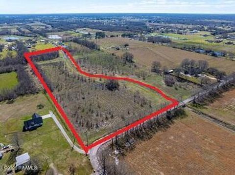 Photo of 200 Gourmet Road, Carencro, LA 70520 (MLS # 2020024384) Photo of 200 Gourmet Road, Carencro, LA 70520 (MLS # 2020024384)