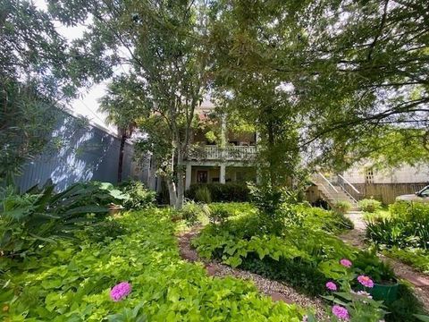 Photo of 7823 Zimple Street St #D, New Orleans, LA 70118 (MLS # NO2555033)