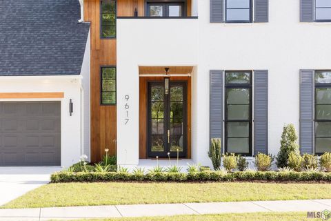 Photo of 9617 Inniswold Park Ln Ln, Baton Rouge, LA 70809 (MLS # BR2026007059)