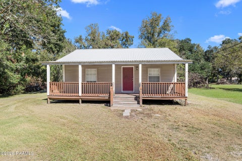 Photo of 1102 Martha Hebert Road, Breaux Bridge, LA 70517 (MLS # 2600009885)