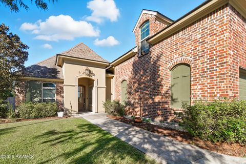 Photo of 101 Glenbrook Drive, Broussard, LA 70518 (MLS # 2500003138)
