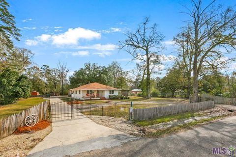 Photo of 29306 Red Oak Dr Dr, Walker, LA 70785 (MLS # BR2026001811)