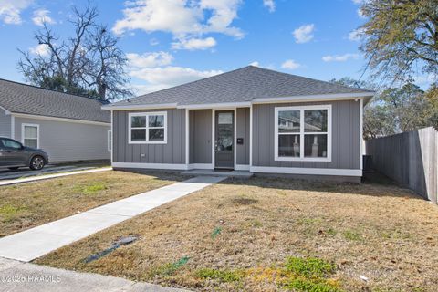Photo of 604 E Vermilion Street, Lafayette, LA 70501 (MLS # 2600002201)