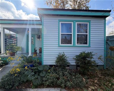 Photo of 2726 Marais Street St, New Orleans, LA 70117 (MLS # NO2557418)