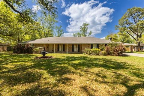 Photo of 2233 Bayou Lane Ln, Slidell, LA 70458 (MLS # NO2549496)