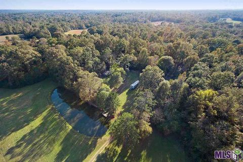 Photo of 1558 Tommy Whitaker Rd Rd, St. Francisville, LA 70775 (MLS # BR2025022844)