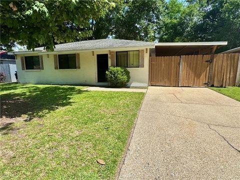 Photo of 352 Mallard Drive Dr, Slidell, LA 70458 (MLS # NO2555043)