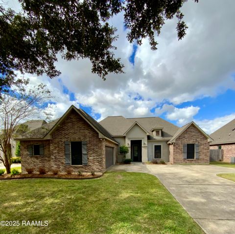 Photo of 110 Terrace Oak Lane, Broussard, LA 70518 (MLS # 2500005540)