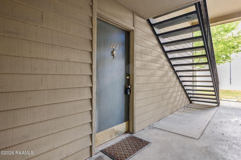 Photo of 220 Doucet Road #122c, Lafayette, LA 70503 (MLS # 2600002435)