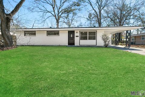 Photo of 11106 Black Oak Dr Dr, Baton Rouge, LA 70815 (MLS # BR2026001825)