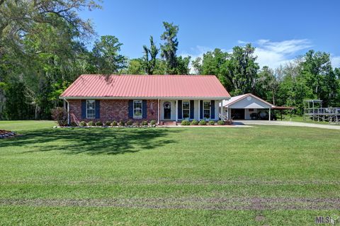 Photo of 109 Nita Dr Dr, Thibodaux, LA 70301 (MLS # BY2026006306)