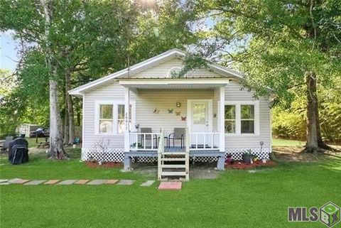 Photo of 26611 Deer Ln Ln, Holden, LA 70744 (MLS # BR2026005525)