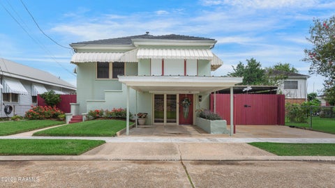 Photo of 452 Pacific Street, Berwick, LA 70342 (MLS # 2600005585)