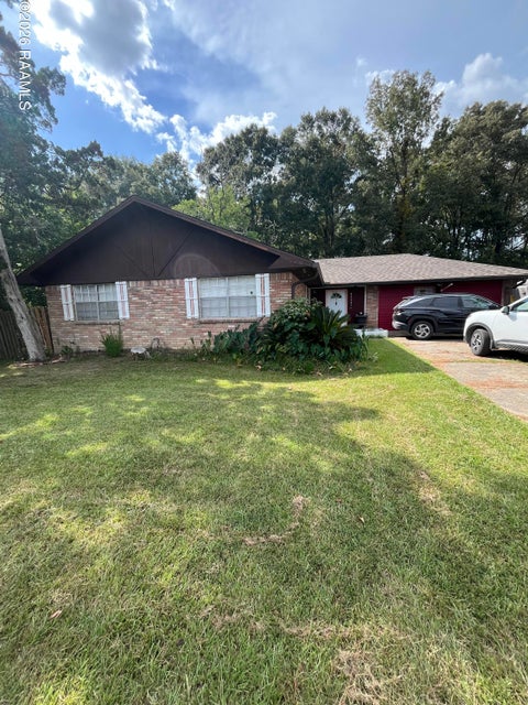 Photo of 10013 Santa Monica Avenue, Baton Rouge, LA 70818 (MLS # 2600008054)