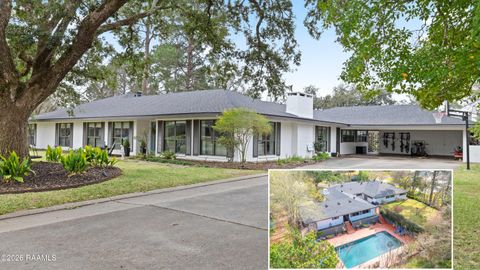 Photo of 110 Canterbury Road, Lafayette, LA 70503 (MLS # 2600001861)