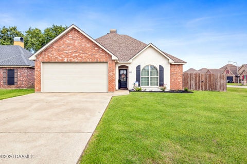 Photo of 100 Peak Run, Youngsville, LA 70592 (MLS # 2600005434)