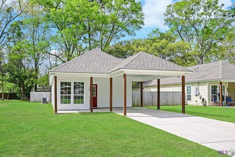 Photo of 4431 40th St St, Zachary, LA 70791 (MLS # BR2026004670)