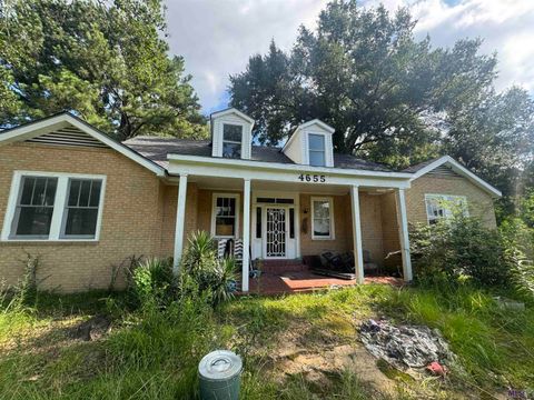Photo of 4655 Hollywood St St, Baton Rouge, LA 70805 (MLS # BR2025019342)