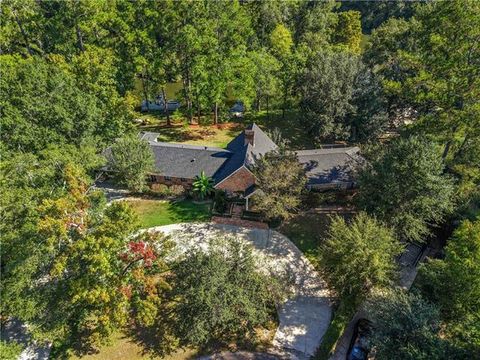 Photo of 14 Riverbend Lane Ln, Covington, LA 70433 (MLS # NO2545408)