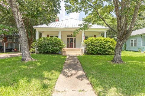 Photo of 2022 Polk Street St, Alexandria, LA 71301 (MLS # CN2566187)