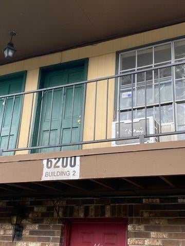 Photo of 6200 Riverside Drive Dr #513, Metairie, LA 70003 (MLS # NO2568320)