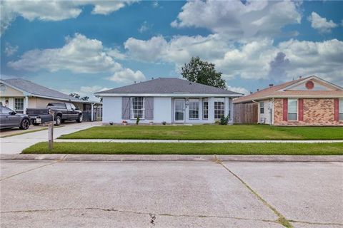 Photo of 2712 Bayou Teche Drive DR, Marrero, LA 70072 (MLS # NO2567357)