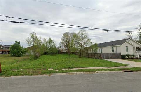 Photo of 7820 Parry Street St, New Orleans, LA 70128 (MLS # NO2572619)