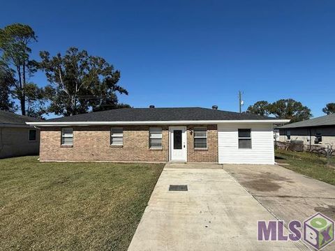 Photo of 309 Lincoln St St, Houma, LA 70364 (MLS # BY2026003641)