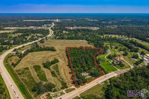Photo of 14871 Greenwell Springs Rd Rd, Greenwell Springs, LA 70739 (MLS # BR2025016214)