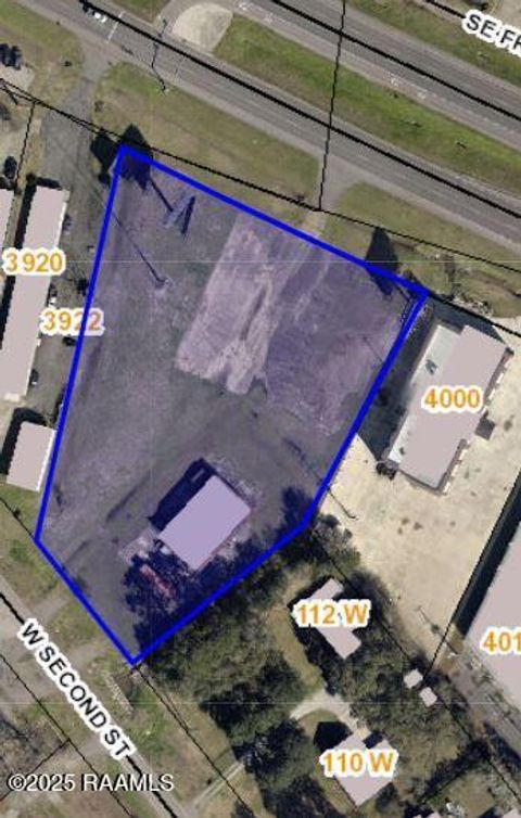 Photo of 4002 E Hwy 90, Broussard, LA 70518 (MLS # 2500004769) Photo of 4002 E Hwy 90, Broussard, LA 70518 (MLS # 2500004769)