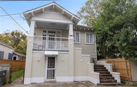 Photo of 418 Octavia Street St #12, New Orleans, LA 70115 (MLS # NO2545039)