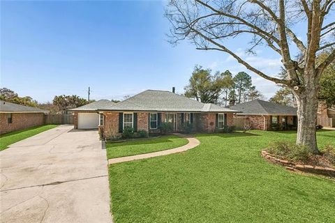 Photo of 248 Devon Road Rd, Laplace, LA 70068 (MLS # NO2541728)