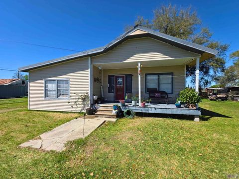 Photo of 105 E Smith St, Galliano, LA 70354 (MLS # BY2026004527)
