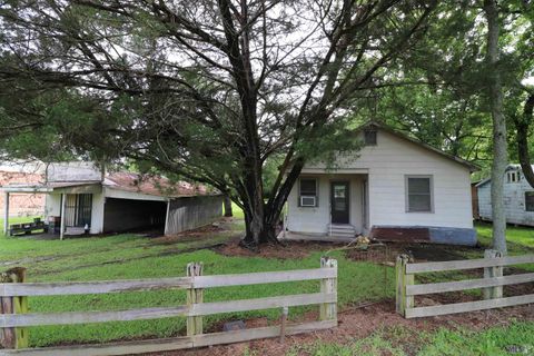 Photo of 7374 La Hwy 3050, Morganza, LA 70759 (MLS # BR2026009882)