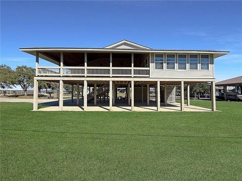 Photo of 275 Carr Drive Dr, Slidell, LA 70458 (MLS # NO2559904)